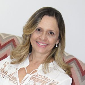 Psicóloga Vanderli Ribeiro - trabalha na Clínica de Psicologia Essência Terapia